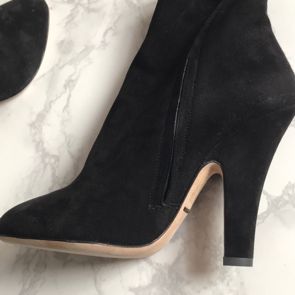 New In Box Dolce & Gabbana Suede Booties - Picture 5 of 6